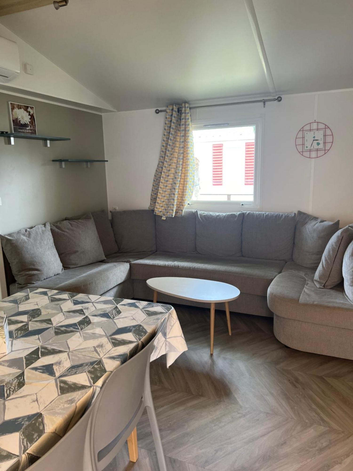 Mobilhome La Carabasse Vias Plage Kültér fotó